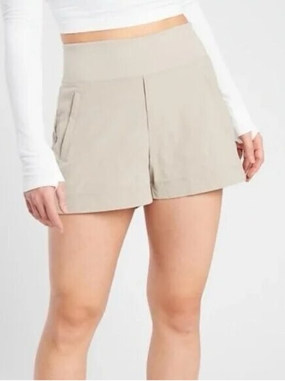 Athleta Trekki North Shorts Light Khaki size 8